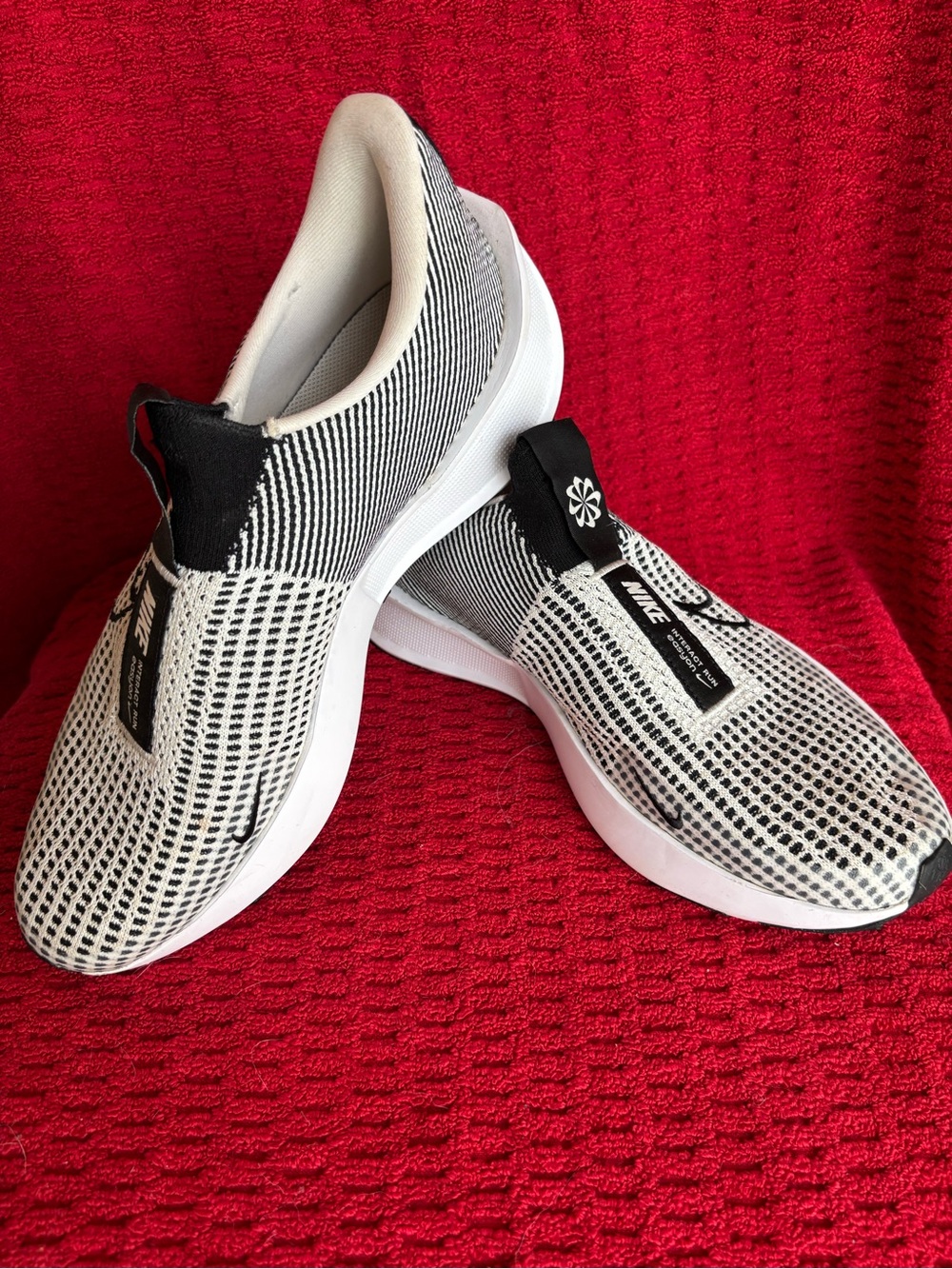 Nike men’s Phantom Slip-On Knit Sneakers - Black & White